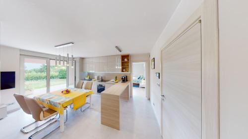 Viskovo Apartment | Design Apartment EMERALD Viškovo