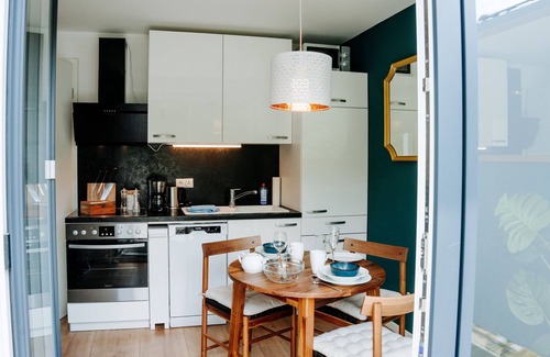 Kernberge Apartment | {Design home office | cozy hideaway}