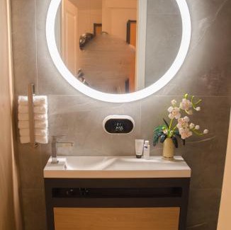 Herford Apartment | DESIGN LOFT Herford - Parkplatz, WLAN, Netflix, Heimkino