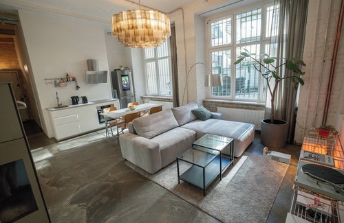 Prenzlauer Berg Apartment | Design Loft/Music Studio in Berlin Centre