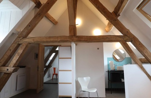 Issy-l'Eveque Cottage | Design luxury holiday home Burgundy Clos Laraison****