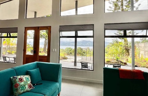 Arenal House | Design, Nature, Convenience