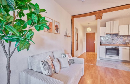 Neu-Isenburg Apartment | Design Studio nahe Frankfurt Bahnhof & Flughafen