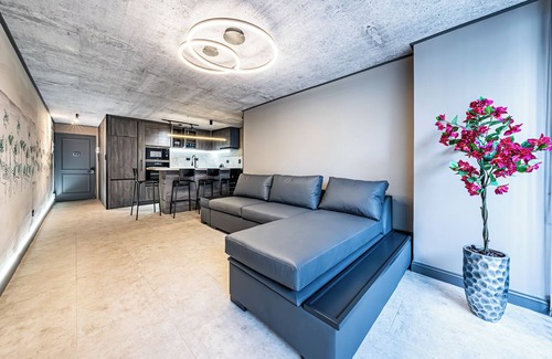 El Golf Apartment | Design Tech Comfort & Location. Everything you are looking for in the best place