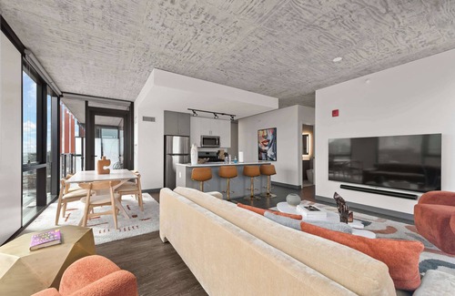 West Loop Apartment | Design + Views in Fulton Market | The Frame