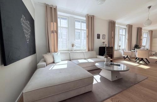 Bayreuth Apartment | DesignApart II - by MorenoPisano