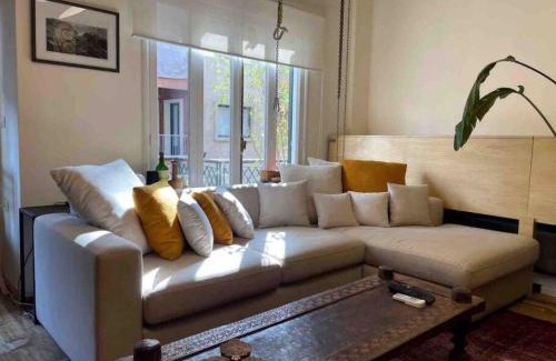Gemmayzeh Apartment | Designer 1BR apt in Gemmayze