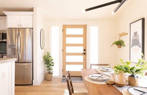 West Sedona House | Designer Bungalow in Heart of Sedona, Enclosed Yard/Patio, Luxe Kitchen