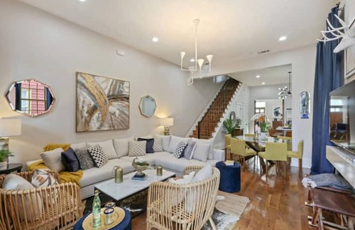 French Quarter House | Designer Home Walking Distance To The French Quarter's