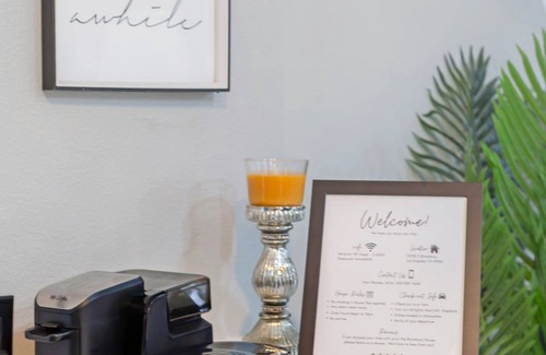 Los Angeles House | Designer LA Townhome Near Sofi/LAX