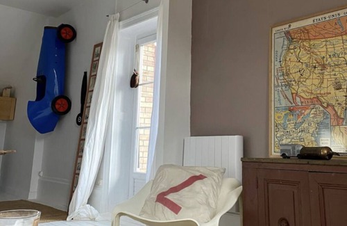 Pouxeux Apartment | Designer loft in a very beautiful property