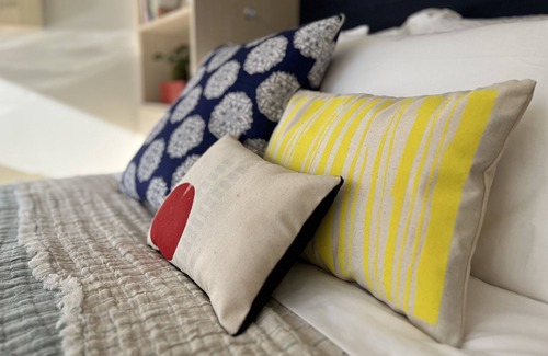 Hollywood District Cottage | Designer Owned Suite in Historic Hollywood District