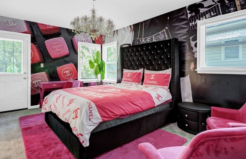 Colonial Homes House | Designer Palace , A Stylish And Unique Experience