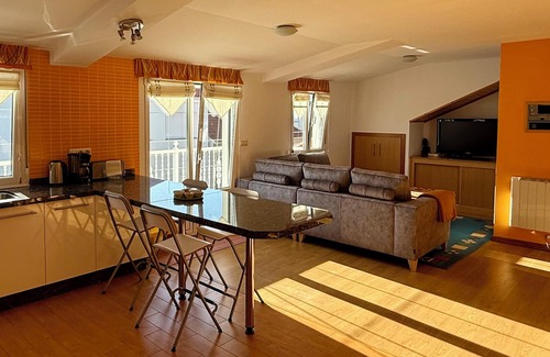 Laxe Apartment | Designer penthouse in Playa de Laxe