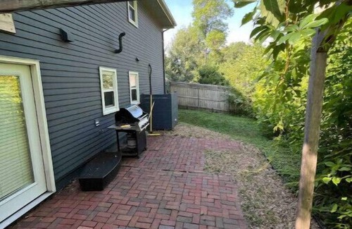 Shorewood House | Designer Rental in Excelsior - walk to everything!