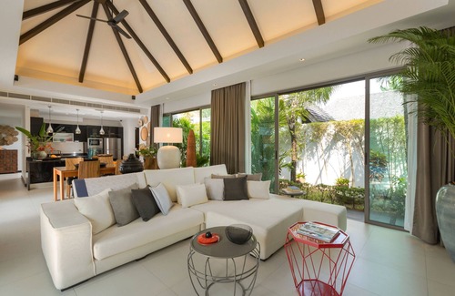 Choeng Thale Villa | DESIGNER VILLA ON WEST COAST NEAR BEST BEACH AND LAGUNA