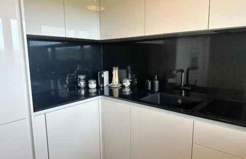 Meilen District Apartment | Designer Wohnung am Waldrand
