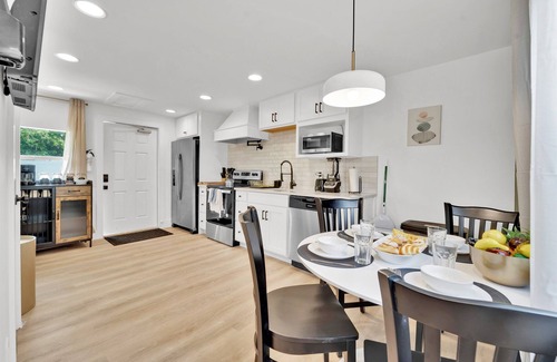 Southside House | Designers spot - No Extra Fees - Palm Wave Says