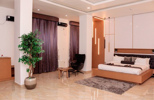 Port Harcourt Hotel | Desikok Royal Hotel