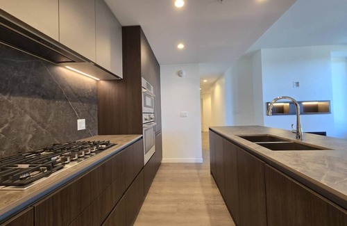 Bear Mountain Resort Condo | Desirable 14th floor 2-bedroom condo on Bear Mountain. Pool/Fitness/Concierge