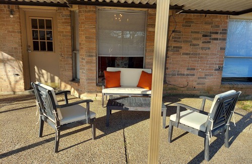 Barker House | ≈ Desirable House in the Jersey Village ≈