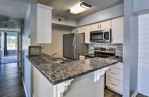 Indian Bayou Apartment | Destin Apt w/Pool Access in Indian Lake!