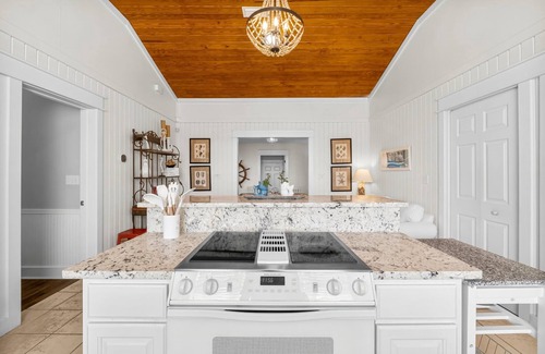 Gulf Pines House | Destin Beach House - Southern Comfort