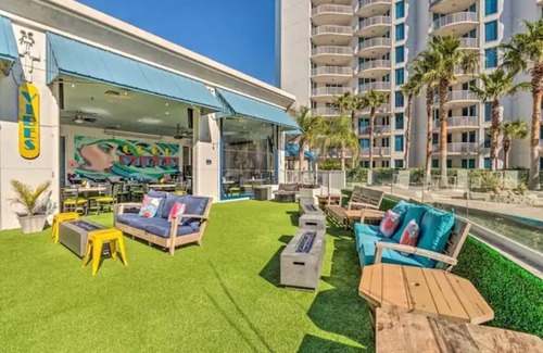 Indian Bayou Condo | Destin Resort Destination - Pool View