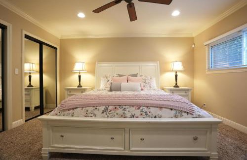 Northwest Anaheim House | Destination #03