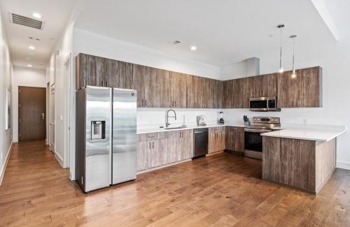 Cedars Apartment | Destination at the Cedars 417