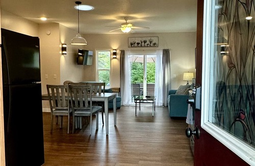 Cadillac Cottage | Destination Leisure – Cottage A, 2BR Next to Mitchell State Park Campground