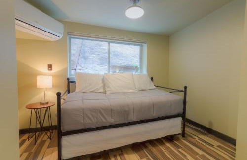 Sedona House | Destination Oak Creek 5 apts