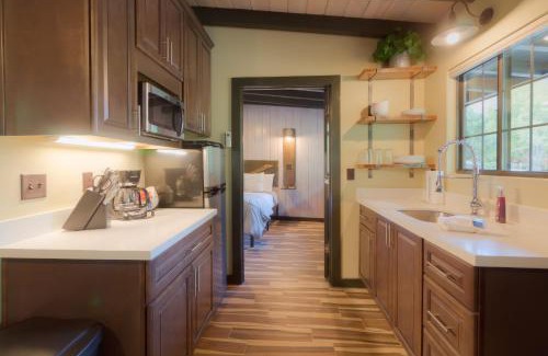 Sedona House | Destination Oak Creek 5 apts