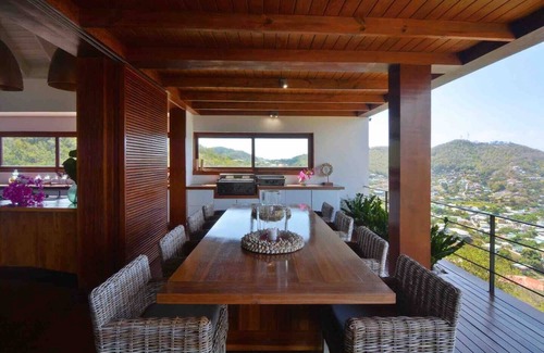 Mount Pleasant Bay Villa | Destiny The Blue Sea Dream Villa