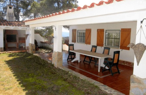 Mogente/Moixent Ski Chalet | Detached Villa with 254 square meters and 1,000 plot with pool