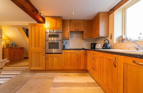 Nantwich House | Detached 3-bed, 3 bath Barn In Burland, Nantwich, Family Friendly, Pets Welcome