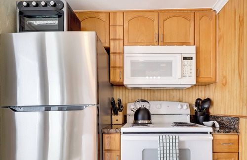 Downtown Fort Lauderdale Apartment | Detached Backyard Studio in Fort Lauderdale!