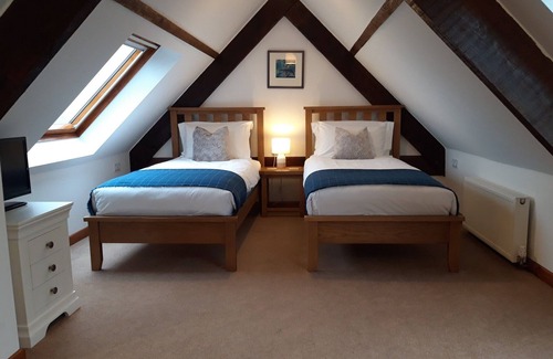 Tregaron Cottage | Detached Barn Conversion near Cambrian Mountain village
