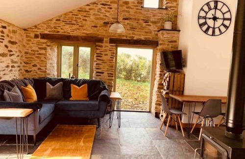 Morwellham House | Detached Barn in Tamar Valley, EV charging included