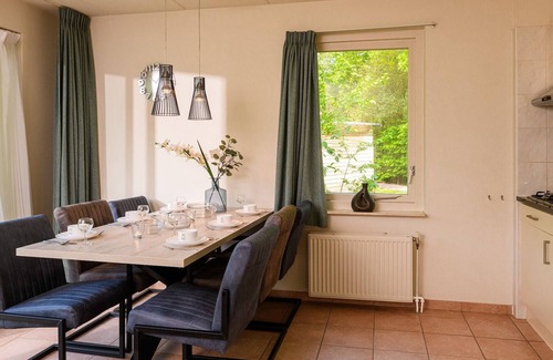 Hoogersmilde Cottage | Detached bungalow for 6 persons