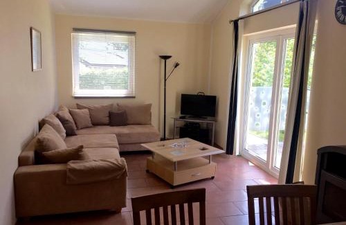 Ferienhausgebiet Hillenseifen House | Detached bungalow with dishwasher in a green area