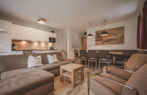 Wald im Pinzgau Ski Chalet | Detached chalet with sauna and terrace