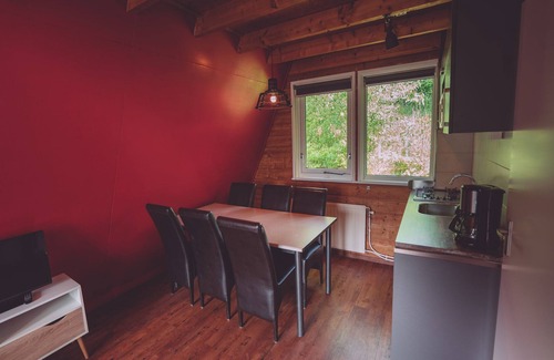 Bant House | Detached Chalet in Tranquil Dutch Countryside