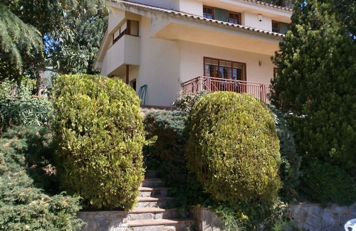 Sant Vicenc de Montalt House | Detached family house, private garage and sea views