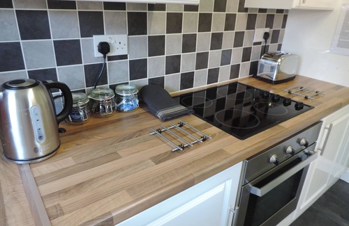 Aldershot House | Detached Farnborough Airport Accommodation