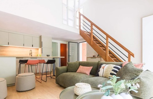 La Glacerie Cottage | Detached house with shared pool and terrace in Cherbourg