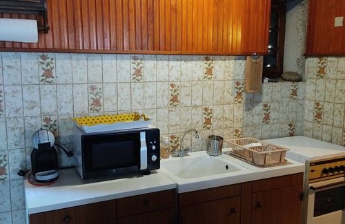 Quezac House | Detached house with garden in the village of Quézac