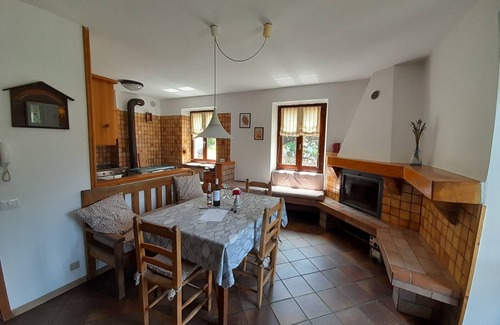 Molina di Ledro House | Detached house with lake view and garden