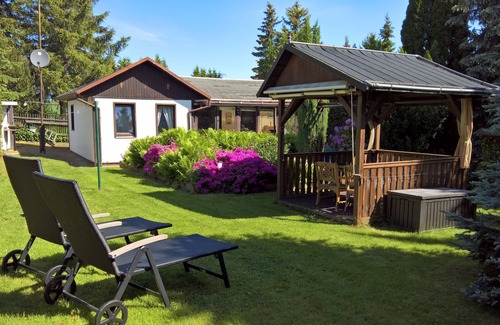 Mueglitztal House | Detached holiday home with exclusive pool use close to Dresden