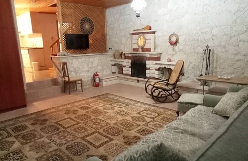 Cirali House | Detached holiday home with access to a large garden near beach